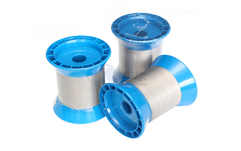 Proses pelindapkejutan dan penyesuaian pelbagai bidang Titanium Wire