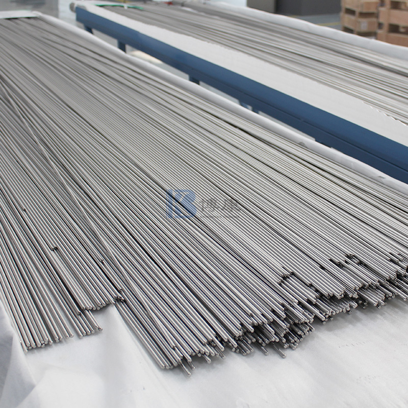 Bar Titanium Perubatan 